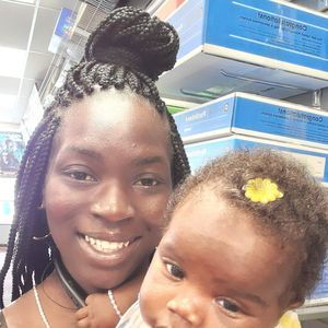 Meet your Posher, Kayla